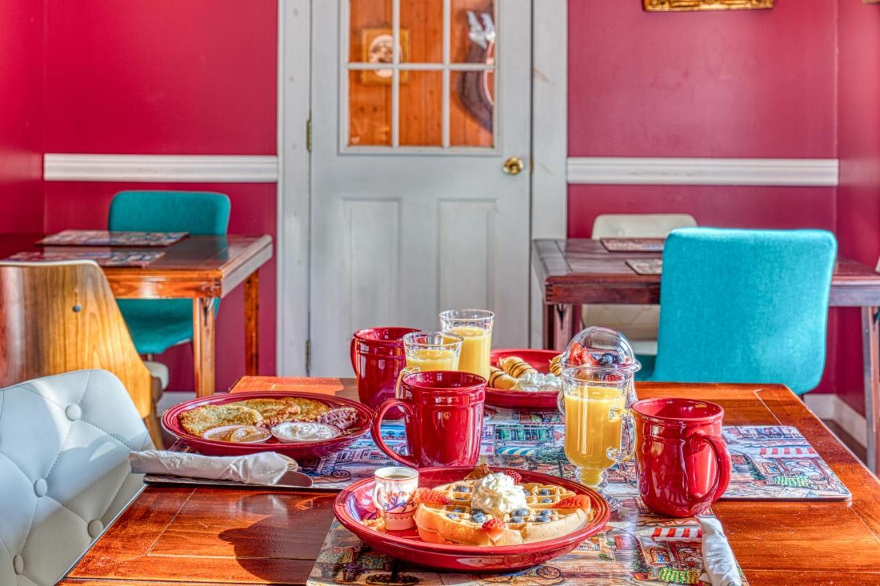 Mountain Treasure Bed & Breakfast Maplecrest